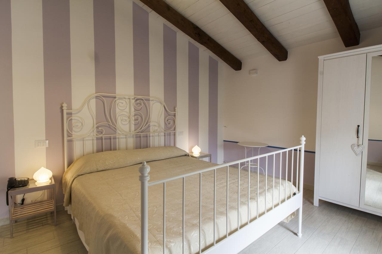 Bed and Breakfast Aia Antica Монте-Сан-Бьяджо Экстерьер фото